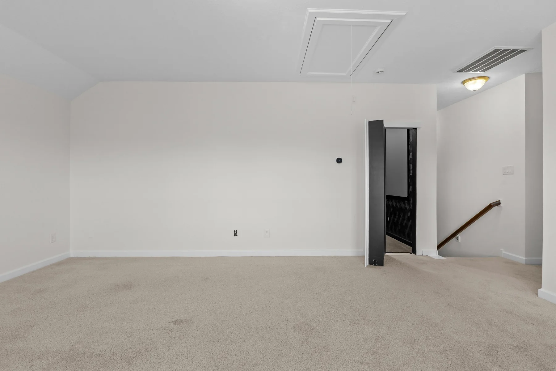 Second view of spacious upstairs bonus room